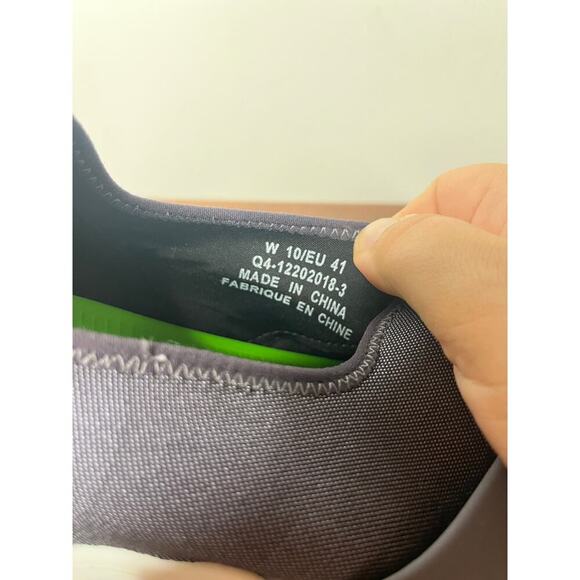 Oofos OOmg Low Fiber Oofoam Recovery Sneaker Active Womens sz 10 EU41 Comfort - Picture 6 of 9